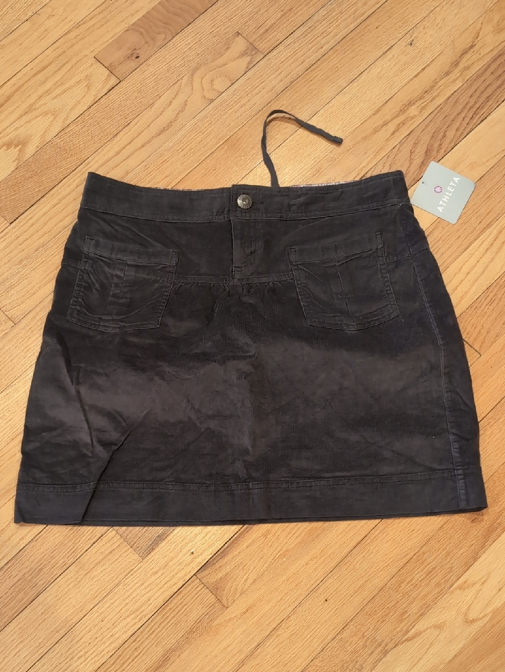 Athleta Dark Charcoal Mini Skirt with Front Pockets